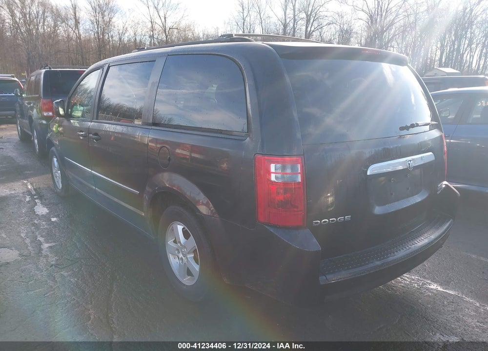 2010 DODGE GRAND CARAVAN SXT VIN: 2D4RN5D10AR260174