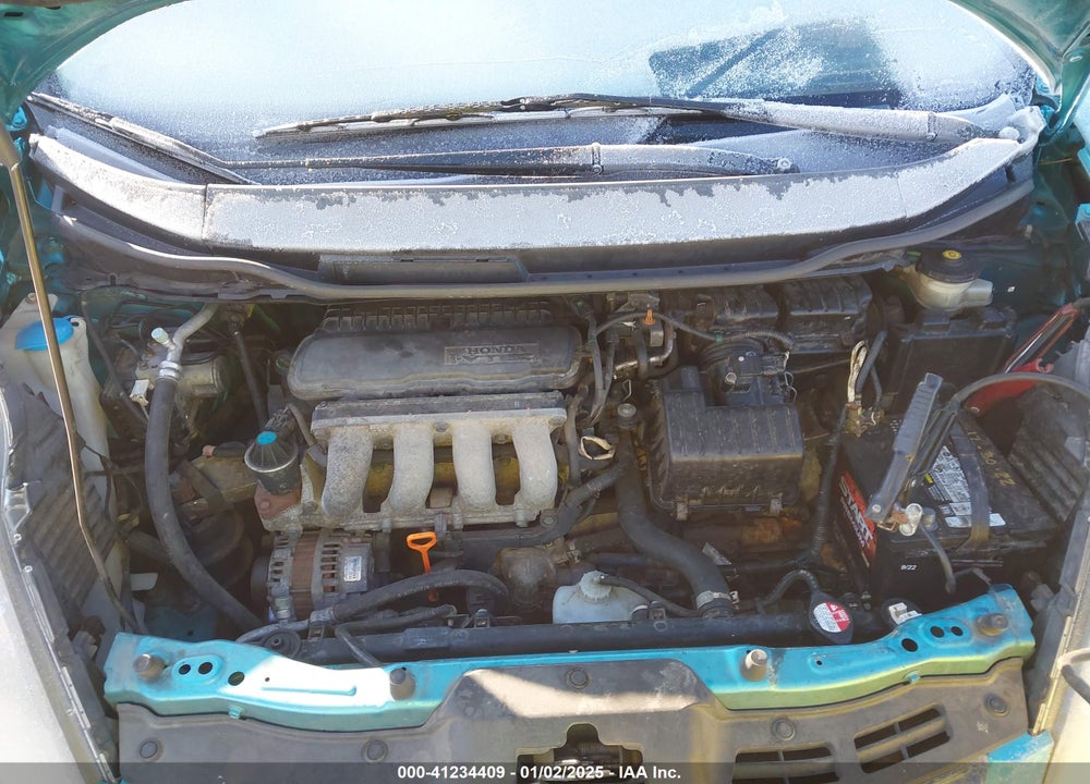 2012 HONDA FIT VIN: JHMGE8H37CC005081