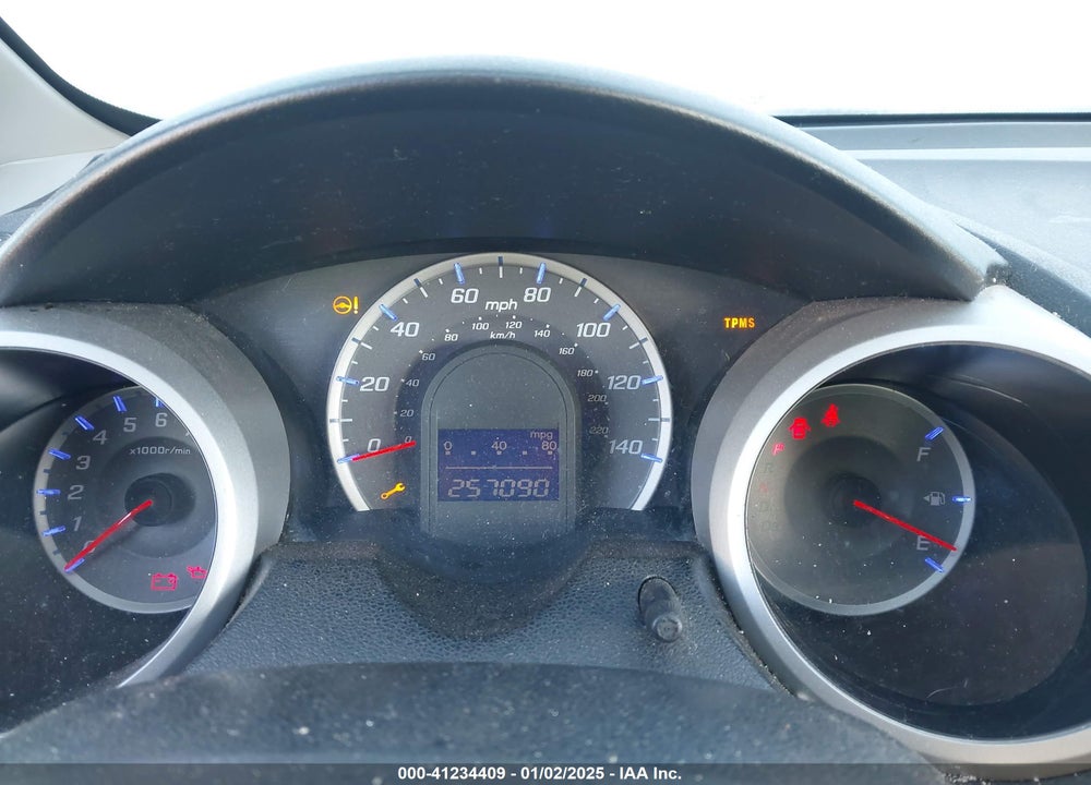 2012 HONDA FIT VIN: JHMGE8H37CC005081