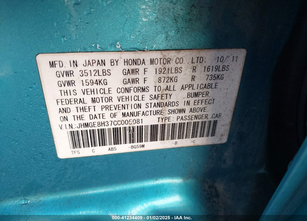 2012 HONDA FIT VIN: JHMGE8H37CC005081