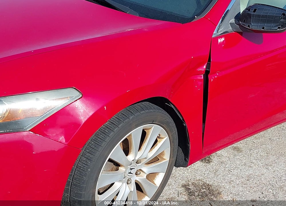 2009 HONDA ACCORD VIN: 1HGCS22839A003117