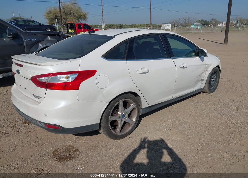 2013 FORD FOCUS VIN: 1FADP3J27DL151166