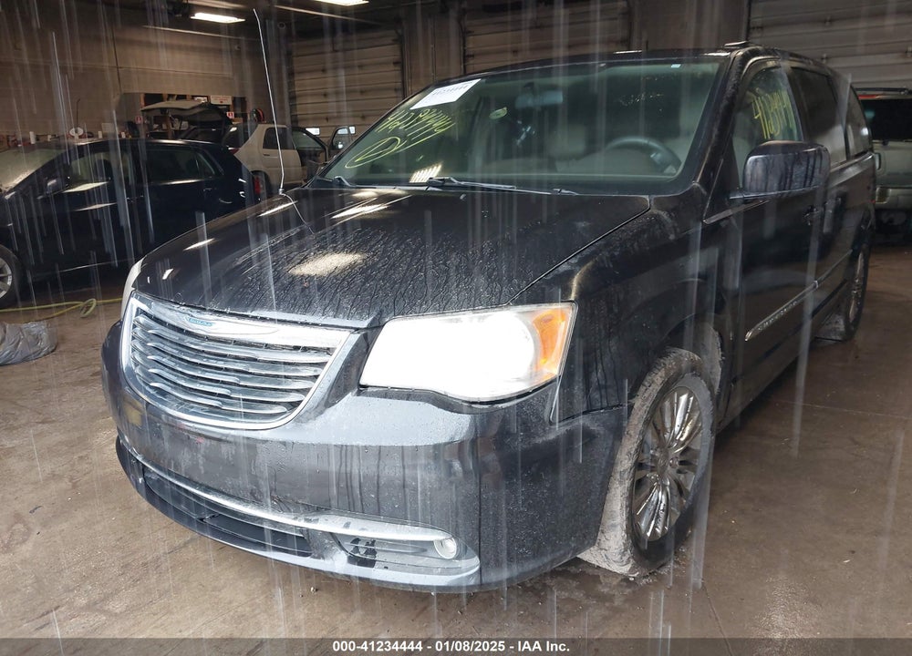 2011 CHRYSLER TOWN & COUNTRY TOURING-L VIN: 2A4RR8DG5BR604987