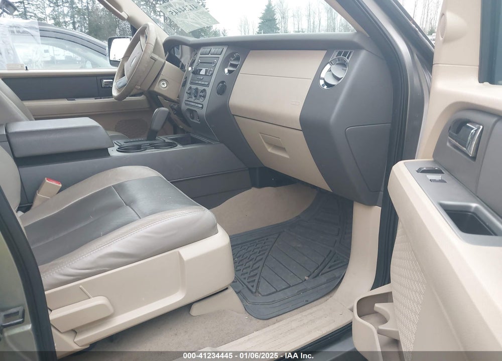 2008 FORD EXPEDITION EL XLT VIN: 1FMFK16518LA72666