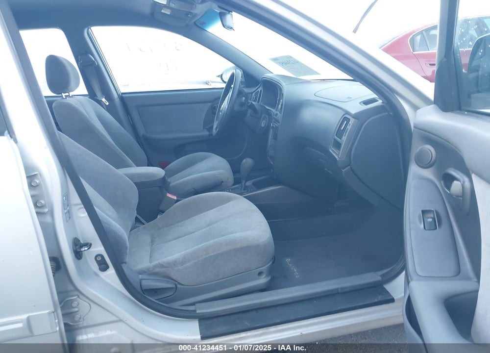 2004 HYUNDAI ELANTRA GLS/GT VIN: KMHDN46D54U714883
