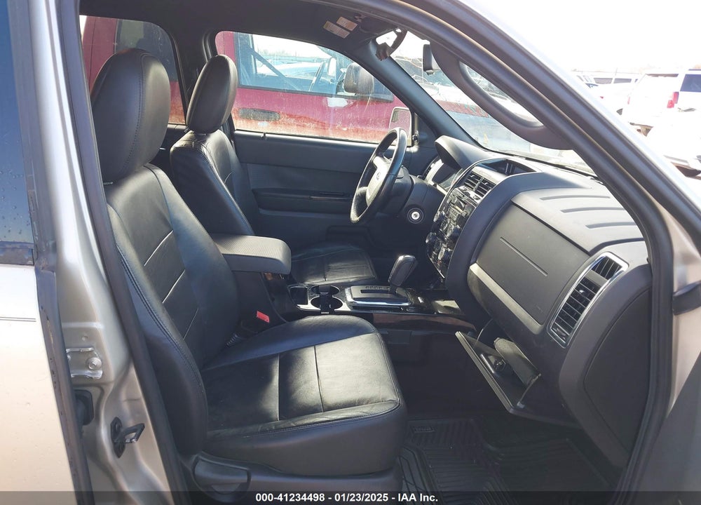 2010 FORD ESCAPE LIMITED VIN: 1FMCU0EG1AKC60562