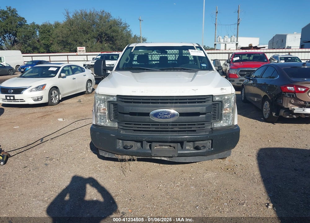 2017 FORD F-250 XL VIN: 1FDBF2A67HEC86607