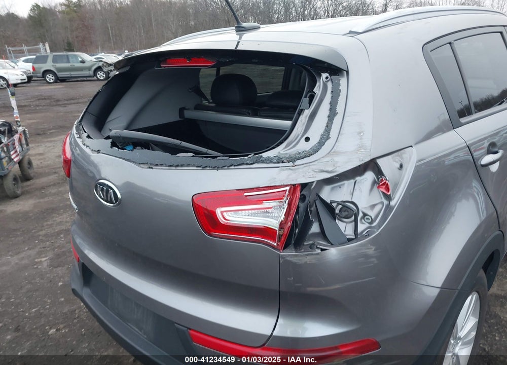 2011 KIA SPORTAGE LX VIN: KNDPB3A21B7054184
