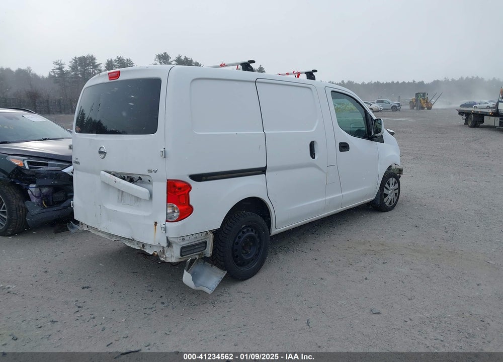 2015 NISSAN NV200 SV VIN: 3N6CM0KN9FK708305