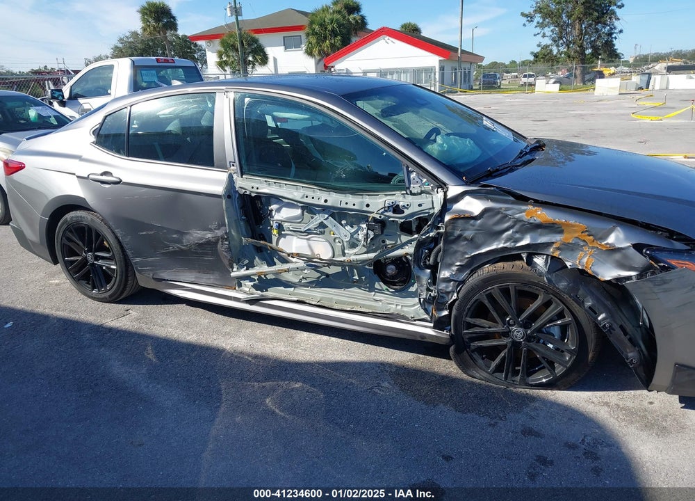 2025 TOYOTA CAMRY SE VIN: 4T1DAACK2SU550065
