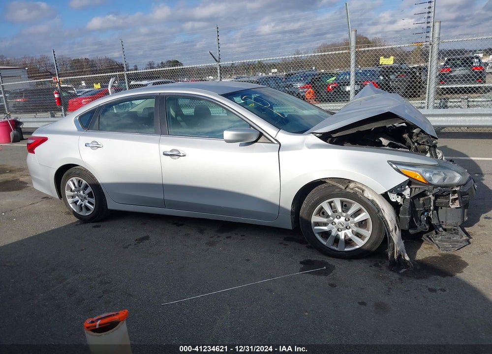 2017 NISSAN ALTIMA VIN: 1N4AL3AP5HN354769