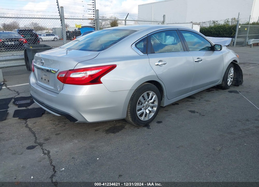 2017 NISSAN ALTIMA VIN: 1N4AL3AP5HN354769