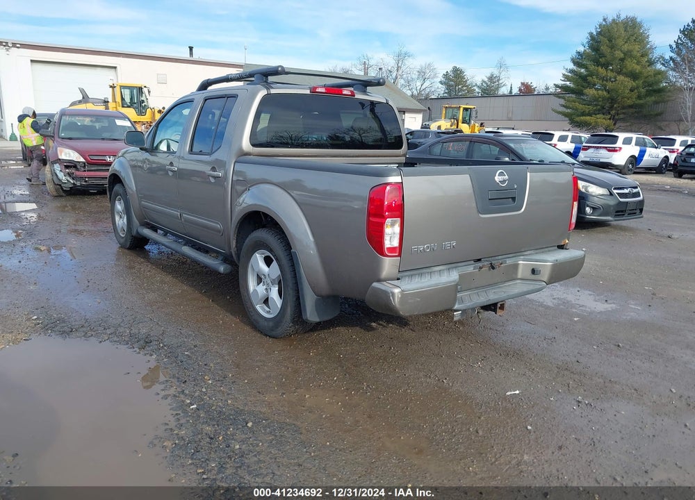 2005 NISSAN FRONTIER LE VIN: 1N6AD07U15C417289