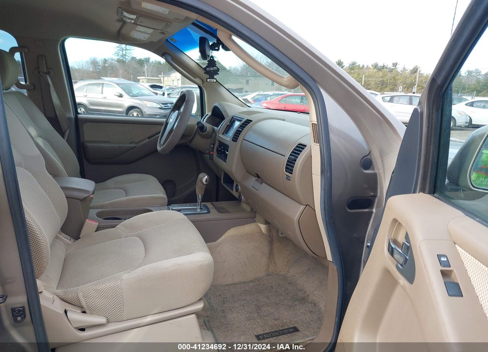 2005 NISSAN FRONTIER LE VIN: 1N6AD07U15C417289