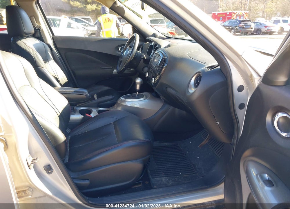 2011 NISSAN JUKE SL VIN: JN8AF5MV2BT014249