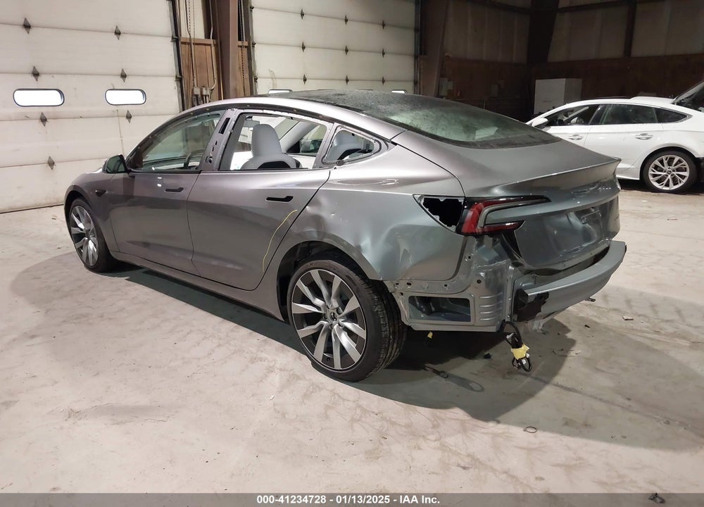 2025 TESLA MODEL 3 VIN: 5YJ3E1EB5SF883600