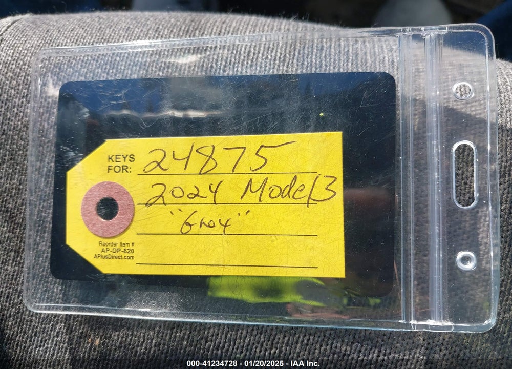 2025 TESLA MODEL 3 VIN: 5YJ3E1EB5SF883600