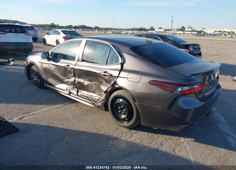 2021 TOYOTA CAMRY VIN: 4T1G11AK5MU487482