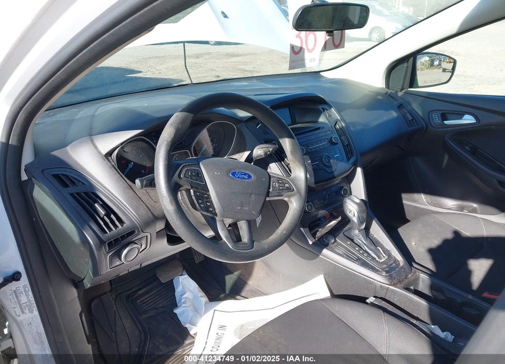 2015 FORD FOCUS VIN: 1FADP3K25FL285840
