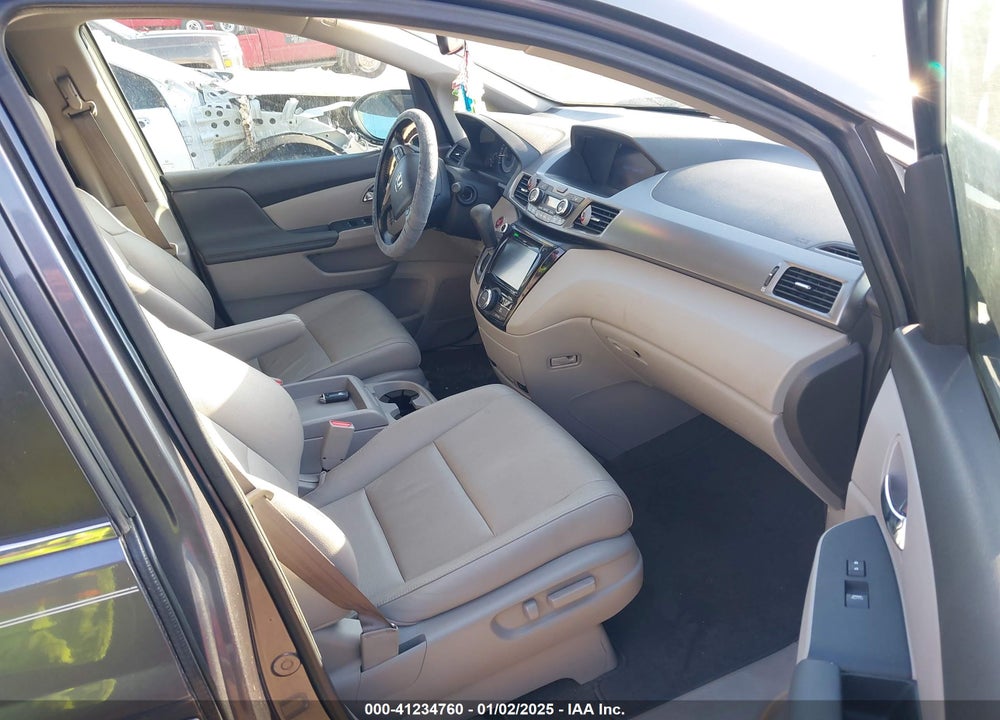 2016 HONDA ODYSSEY EX-L VIN: 5FNRL5H64GB125275