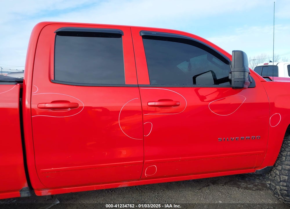 2016 CHEVROLET SILVERADO 1500 2LT VIN: 1GCVKREC2GZ305559