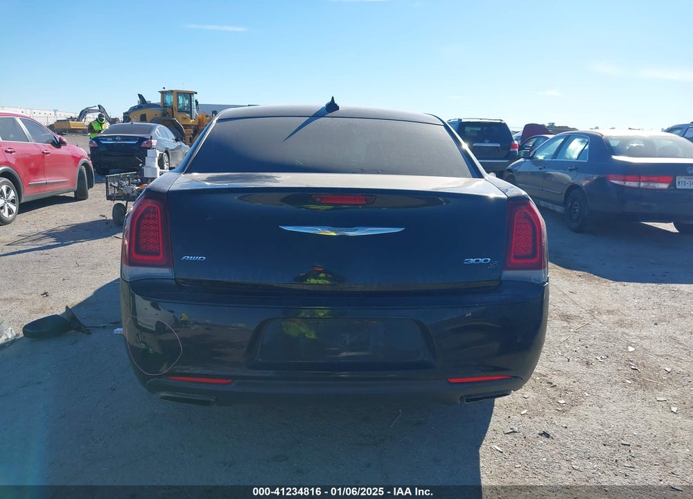 2016 CHRYSLER 300 VIN: 2C3CCAGG4GH142293