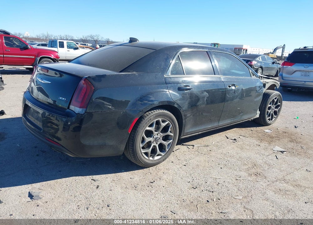 2016 CHRYSLER 300 VIN: 2C3CCAGG4GH142293