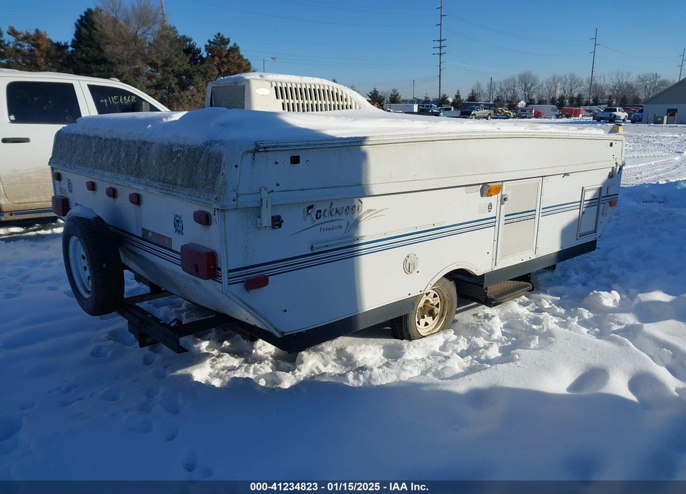 2002 ROCKWOOD BY FOREST R FREEDOM SERIES M-162 VIN: 4X4CFM6152D252139