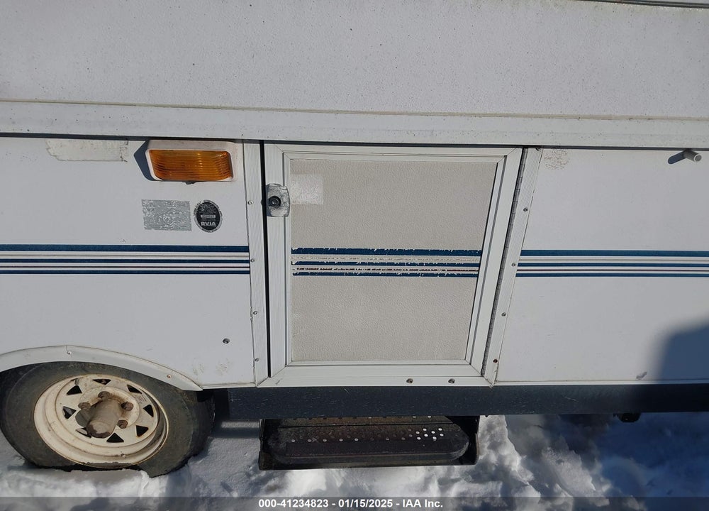 2002 ROCKWOOD BY FOREST R FREEDOM SERIES M-162 VIN: 4X4CFM6152D252139