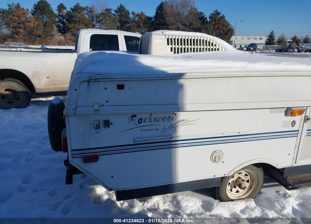 2002 ROCKWOOD BY FOREST R FREEDOM SERIES M-162 VIN: 4X4CFM6152D252139