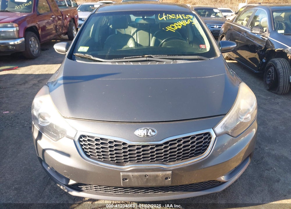 2014 KIA FORTE VIN: KNAFX4A82E5121945
