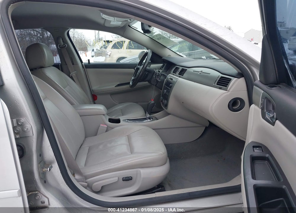2008 CHEVROLET IMPALA VIN: 2G1WD58CX89109053