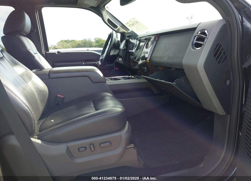2011 FORD F-350 LARIAT VIN: 1FT8W3BT1BEB37139