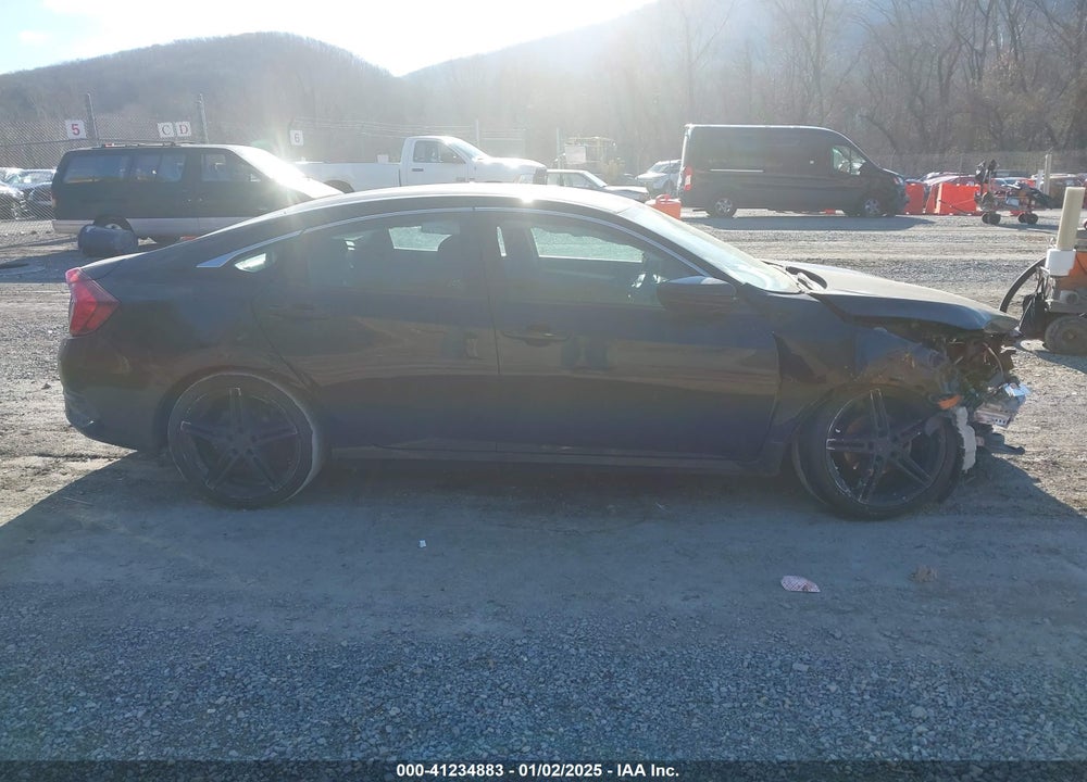 2017 HONDA CIVIC VIN: 2HGFC2F55HH538928