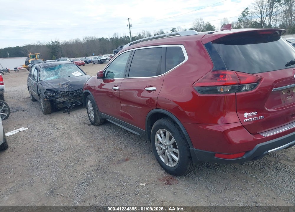 2018 NISSAN ROGUE SV VIN: 5N1AT2MT1JC841557