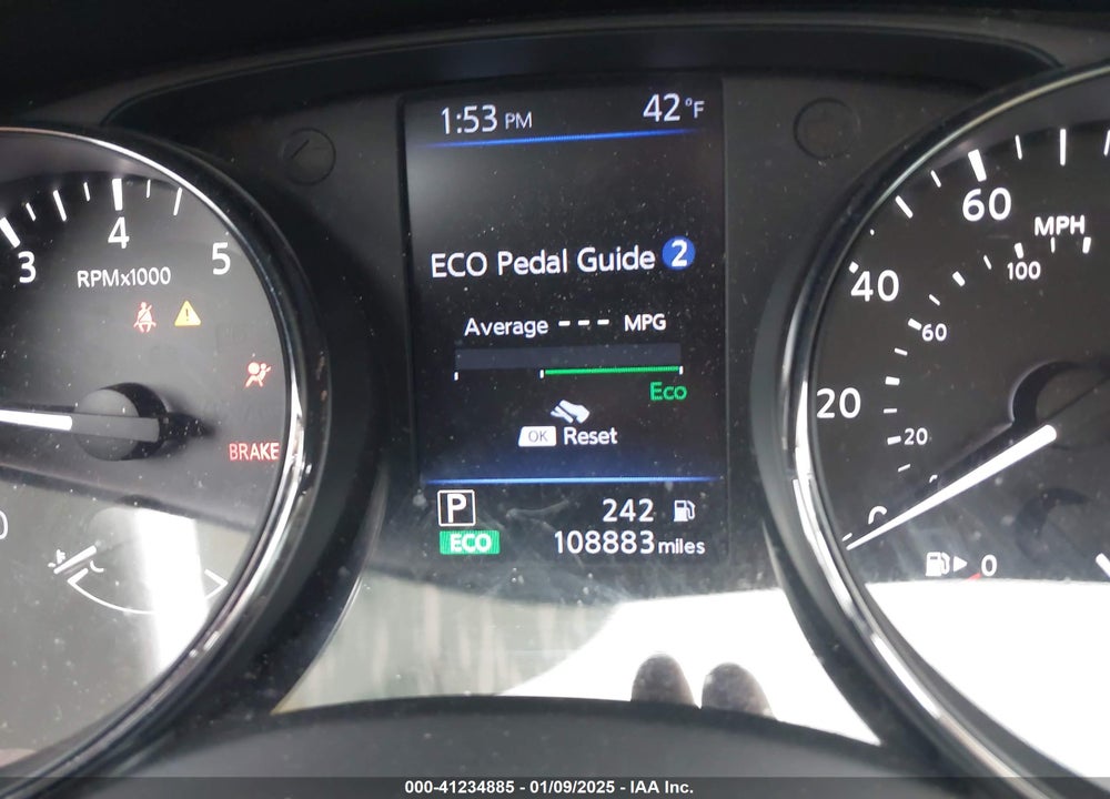 2018 NISSAN ROGUE SV VIN: 5N1AT2MT1JC841557