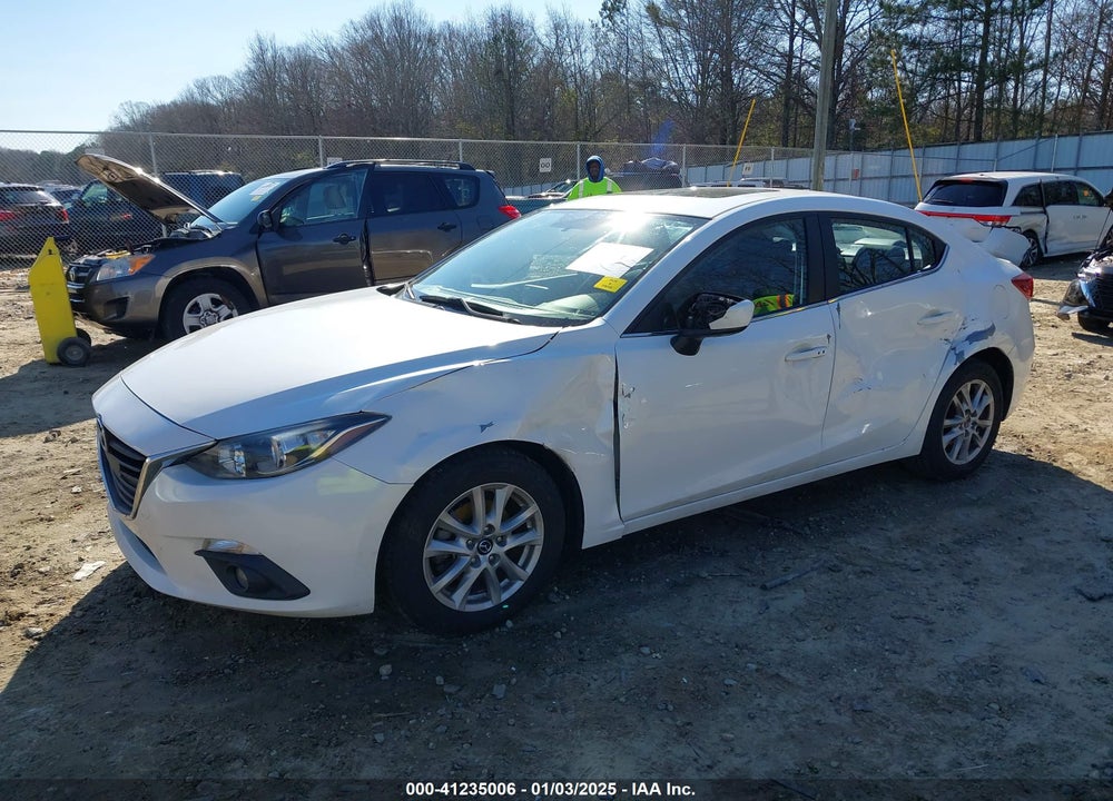 2015 MAZDA 3 TOURING VIN: JM1BM1V73F1238520