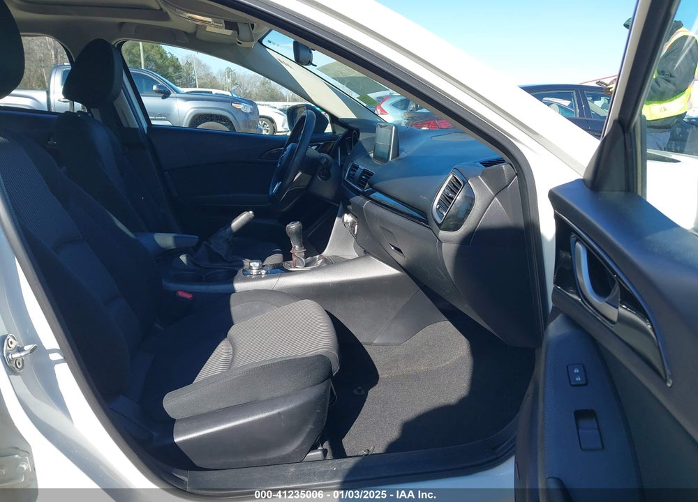2015 MAZDA 3 TOURING VIN: JM1BM1V73F1238520