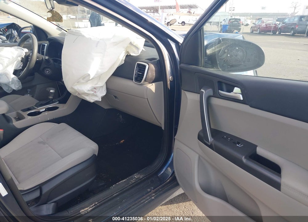 2022 KIA SPORTAGE LX VIN: KNDPM3AC6N7970270