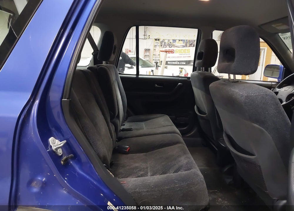 2001 HONDA CR-V EX VIN: JHLRD18661C018600