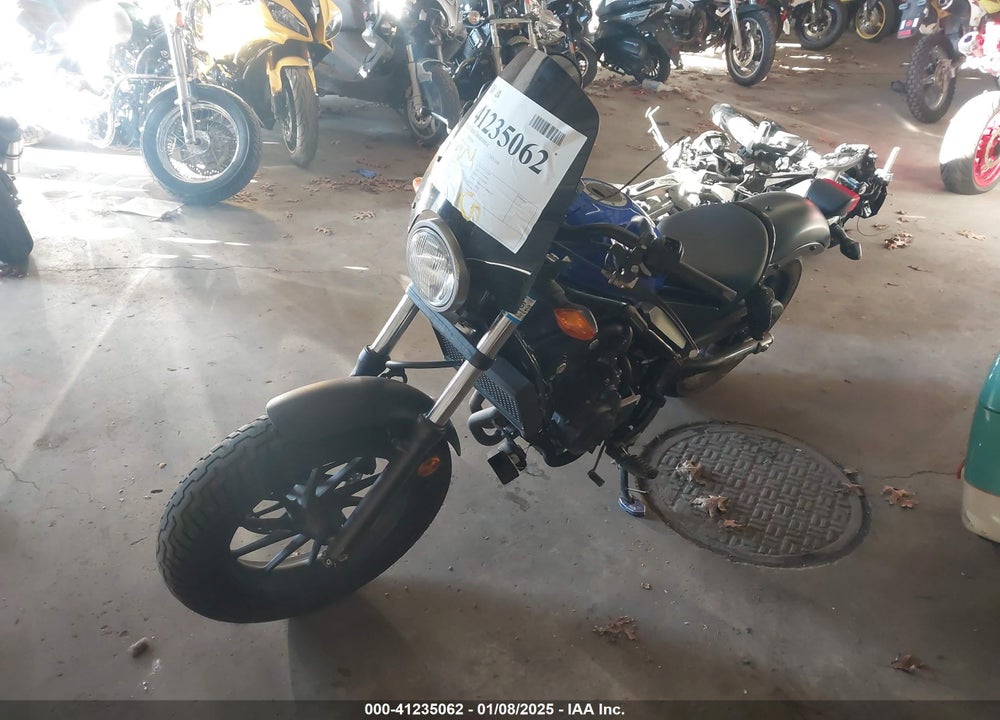 2018 HONDA CMX500 VIN: MLHPC5606J5100020