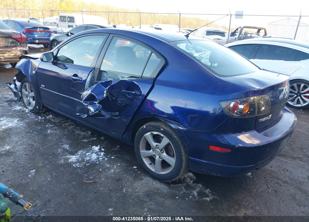 2005 MAZDA 3 S VIN: JM1BK323X51252125