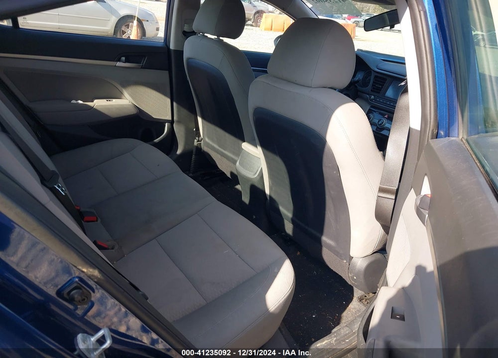 2019 HYUNDAI ELANTRA SEL VIN: 5NPD84LF3KH482678