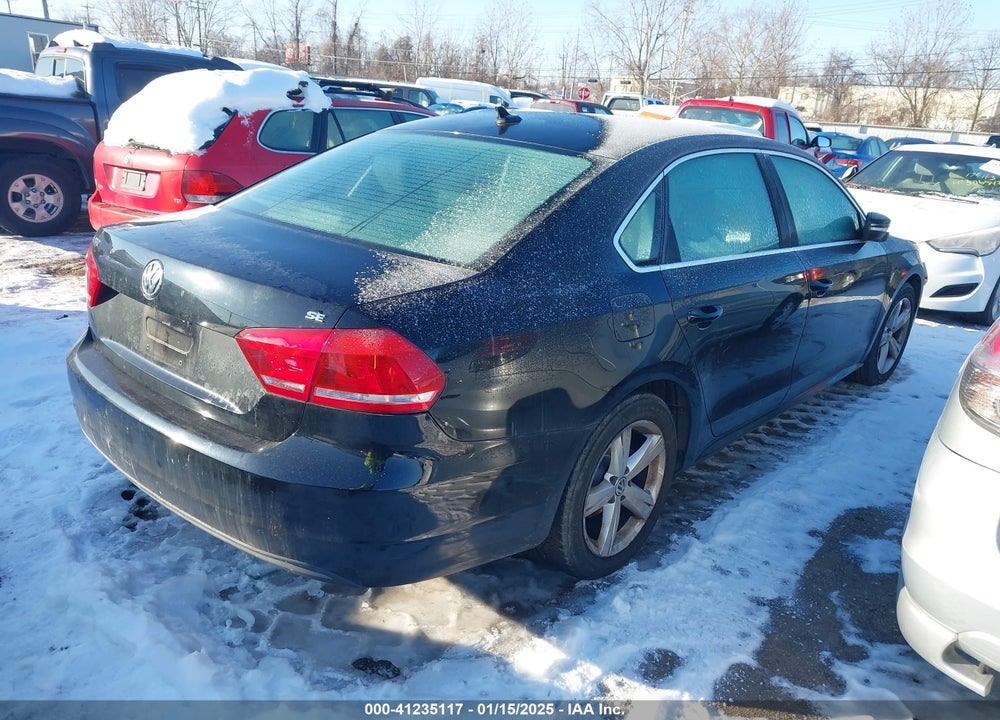 2013 VOLKSWAGEN PASSAT 2.5L SE VIN: 1VWBP7A39DC148493