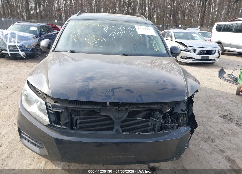 2016 VOLKSWAGEN TIGUAN S VIN: WVGAV7AX4GW517587