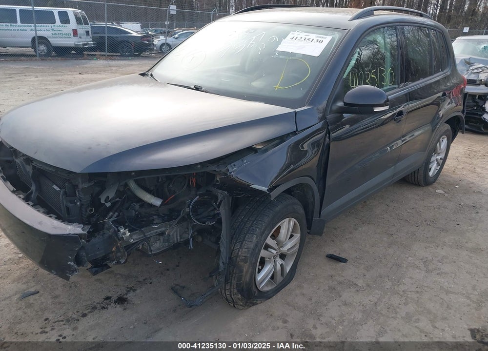 2016 VOLKSWAGEN TIGUAN S VIN: WVGAV7AX4GW517587