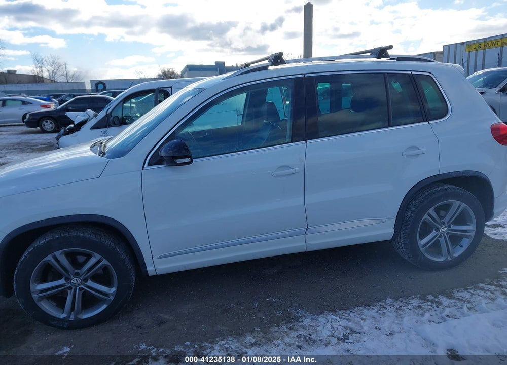 2017 VOLKSWAGEN TIGUAN 2.0T SPORT VIN: WVGUV7AX1HW508277