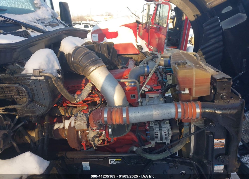 2019 KENWORTH T680 VIN: 1XKYD49X3KJ242250
