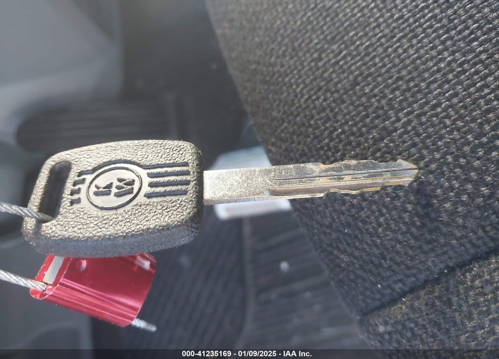 2019 KENWORTH T680 VIN: 1XKYD49X3KJ242250