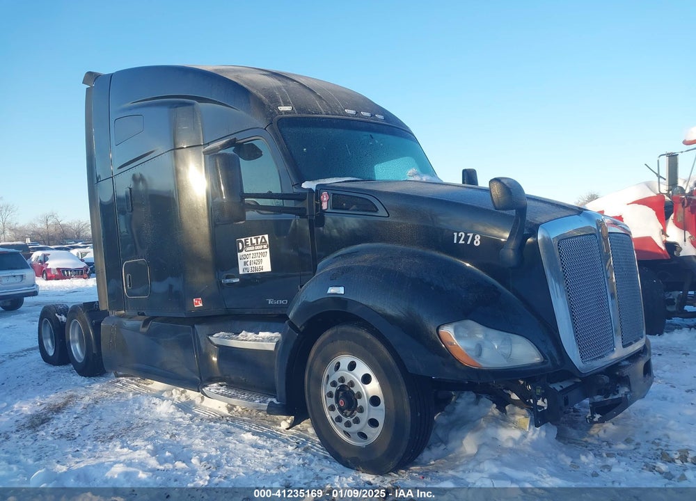 2019 KENWORTH T680 VIN: 1XKYD49X3KJ242250